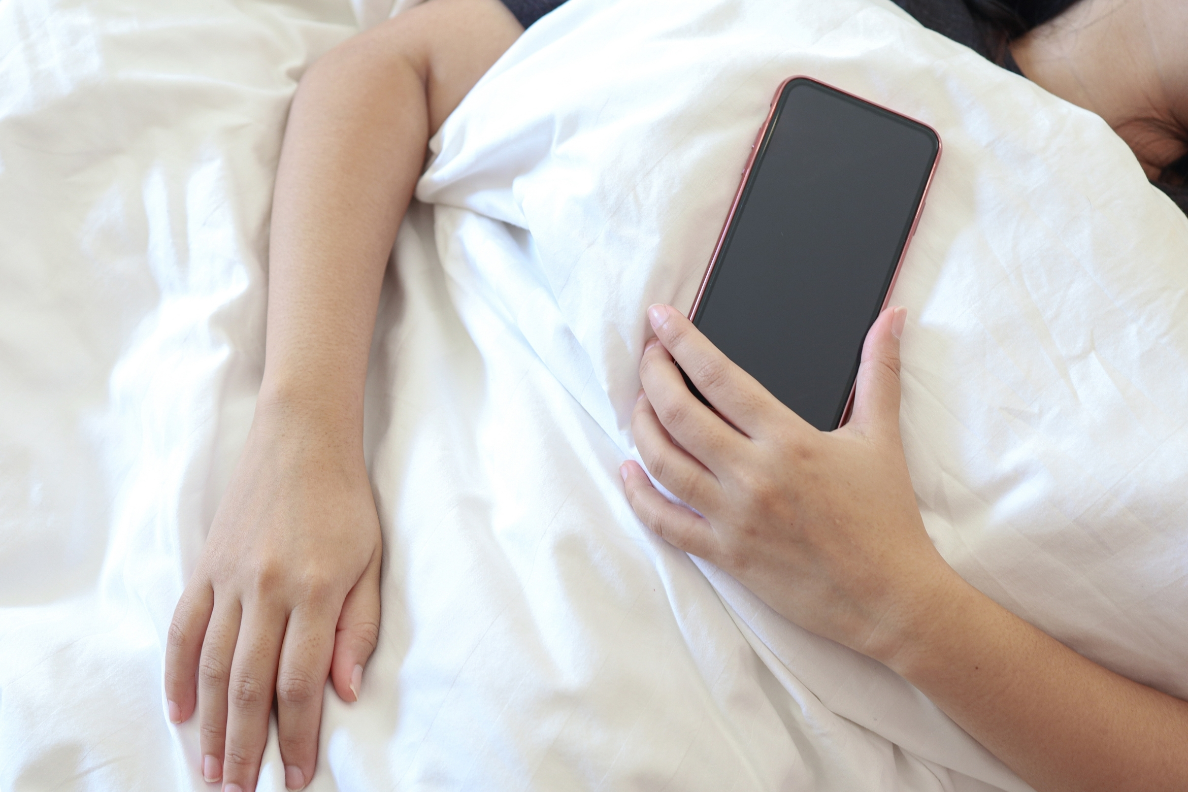 左首の痛みに悩む日々 大手町の整体院で見つけた根本改善への道