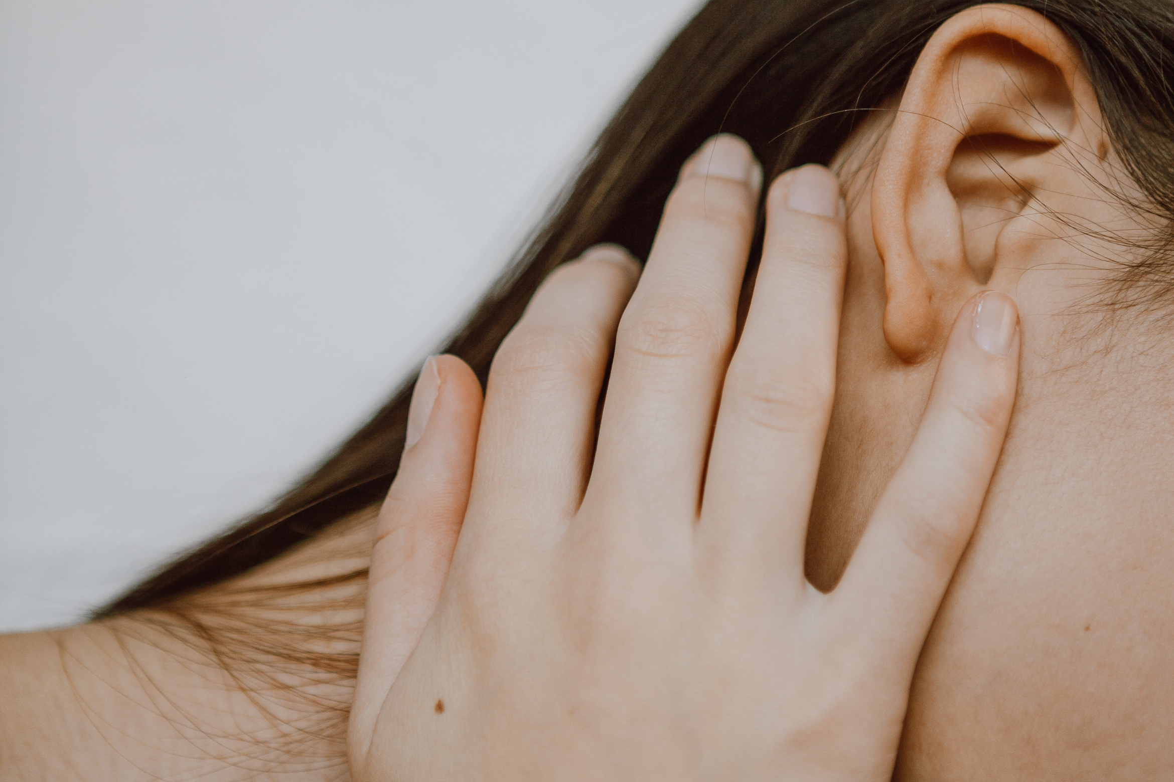 目や肩の疲れが抜けない日々に感じる違和感