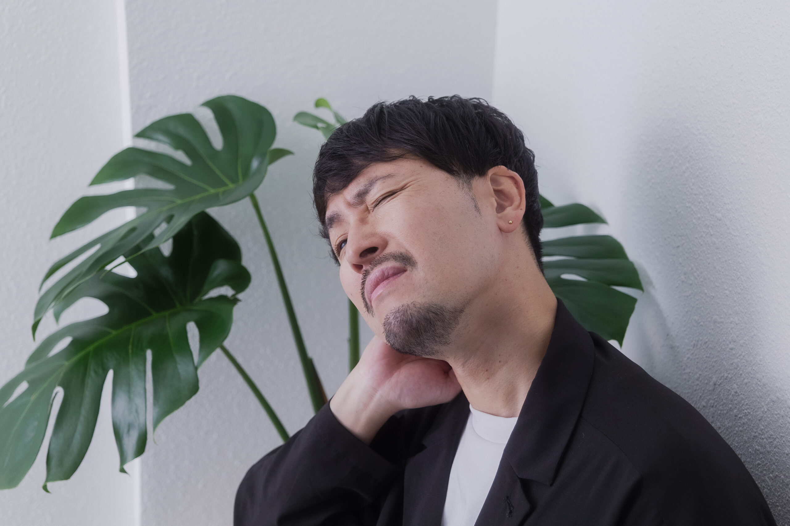 頭痛の原因は目と自律神経にあった？仕組みと改善法を徹底解説