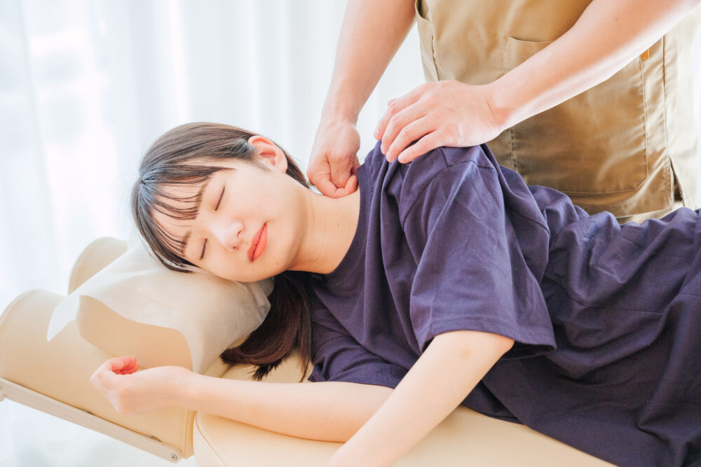 脳の働きと神経系から読み解く慢性首肩こりの正体